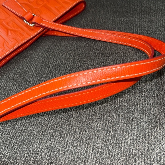 Dooney and Bourke Large Lexington Retro embossed tote in Orange 🍊 - Picture 11 of 13